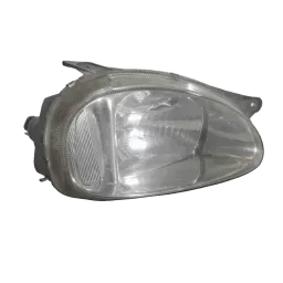 Farol Direito Corsa 1995 1996 a 2010 Lente Raiada